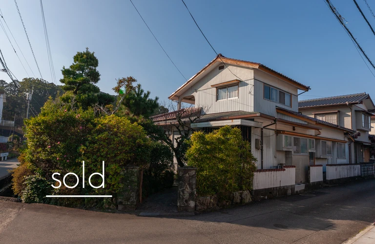 伊万里市松島町中古住宅｜伊万里で土地、家売却なら合同会社街の灯